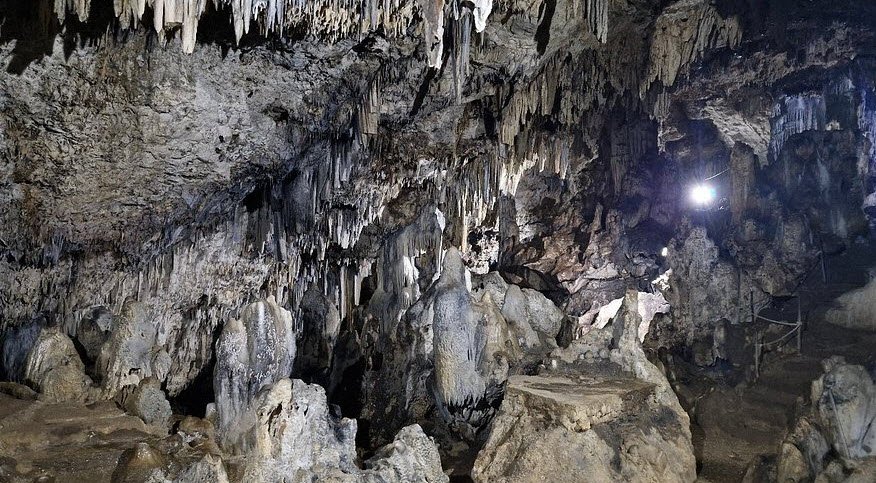 Anahulu Cave &amp; Freshwater Pools, Haveluliku, Tongatapu, Tonga